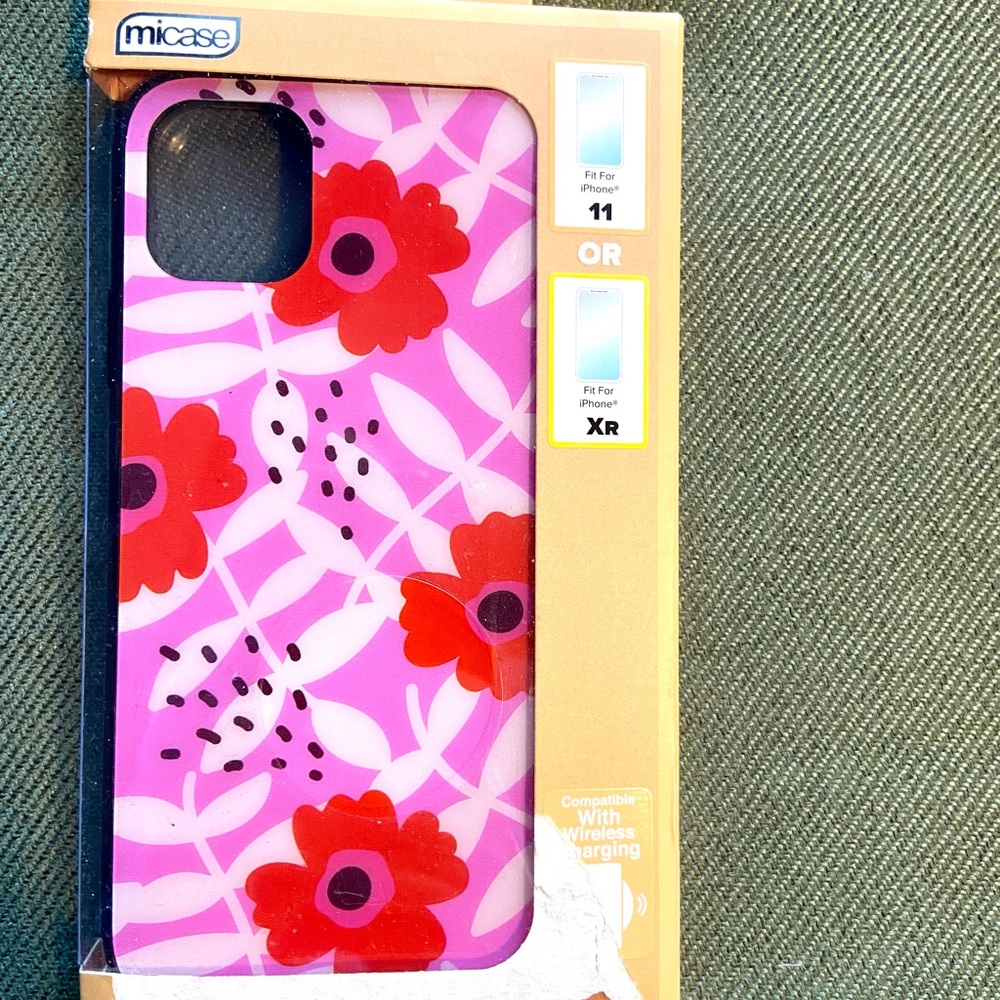 Pink floral iPhone 11/xr case